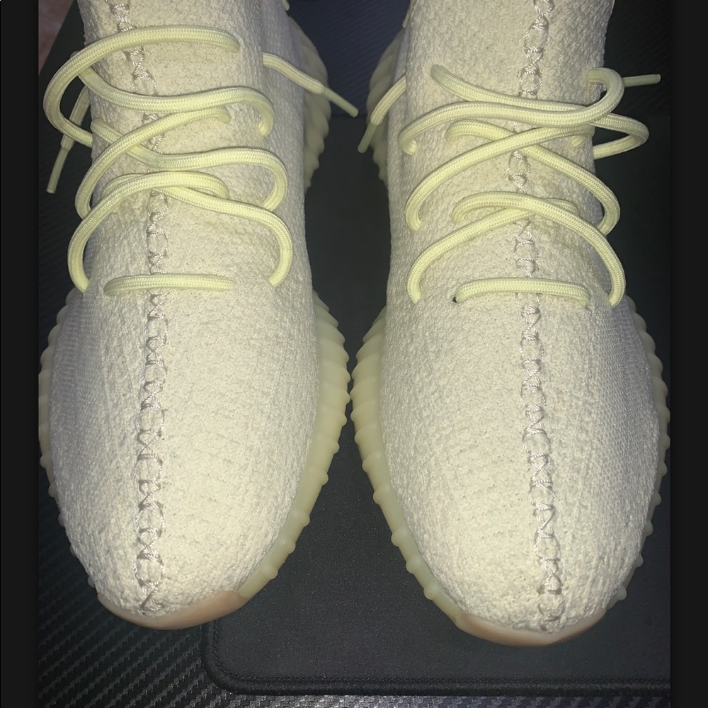 Yeezy boost 350 V2 butter